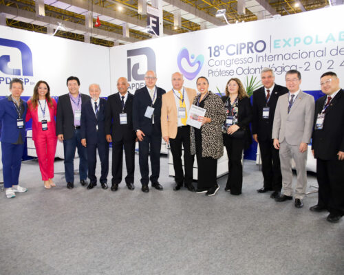 Autoridades de entidades parceiras participam da abertura oficial do 18º CIPRO